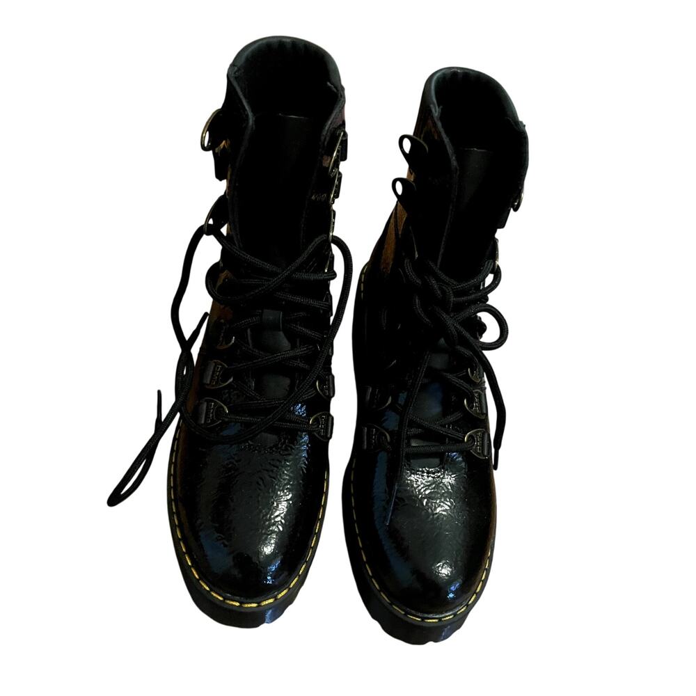 NWT Dr Marten boots size 7